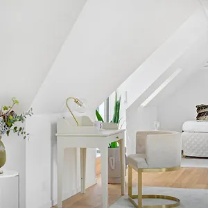 Sanders Regent - Adorable One-bedroom Near Square Copenhague